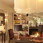La Madame Hotel