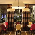Madame - Saint-germain-des-pres מלון 4*