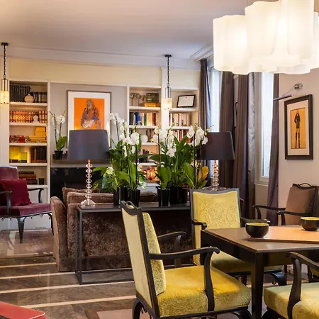 La Madame Hotel