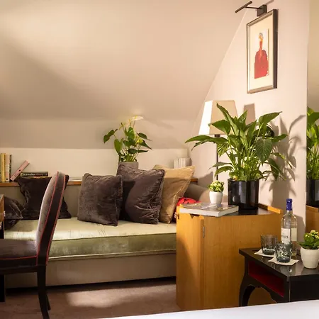 Hotel La Madame 4*