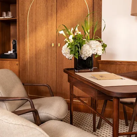Madame - Saint-germain-des-pres Hotel 4*