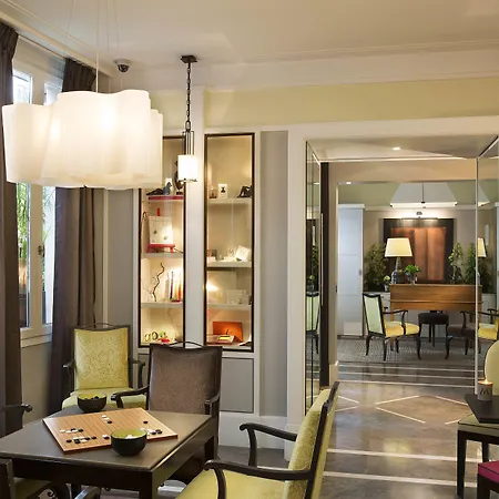 Hotel Madame - Saint-germain-des-pres 4*