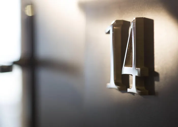 Madame - Saint-germain-des-pres Paris