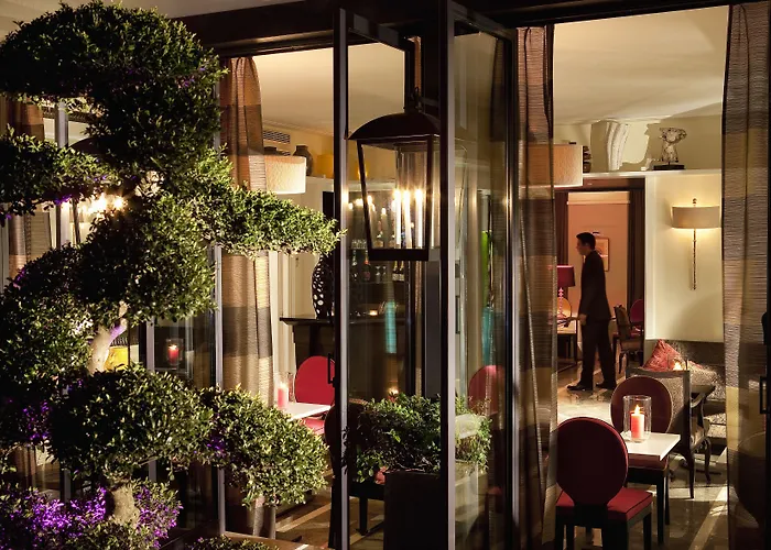 Madame - Saint-germain-des-pres Paris